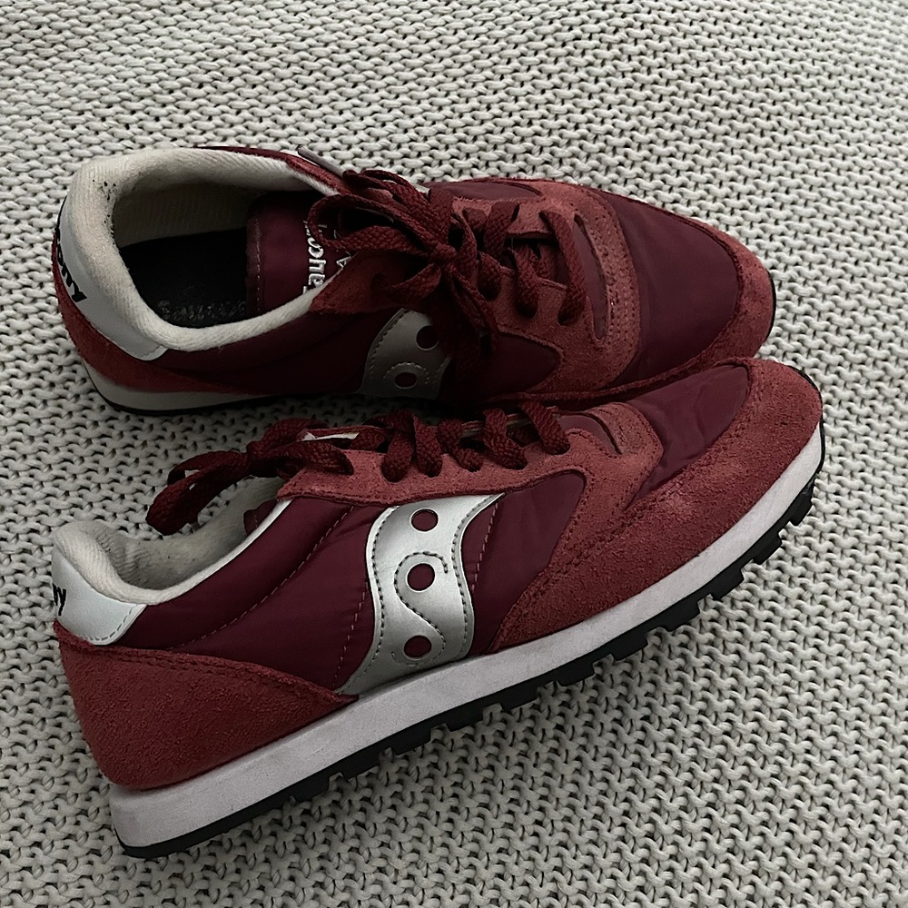 Women’s saucony originals low pro jazz